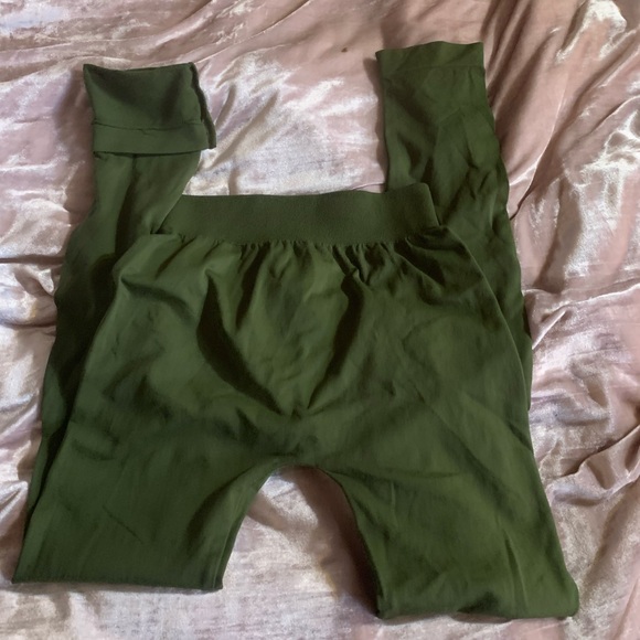 NWT Nikibiki tight stretchy long forest green leggings O/S - Picture 3 of 5
